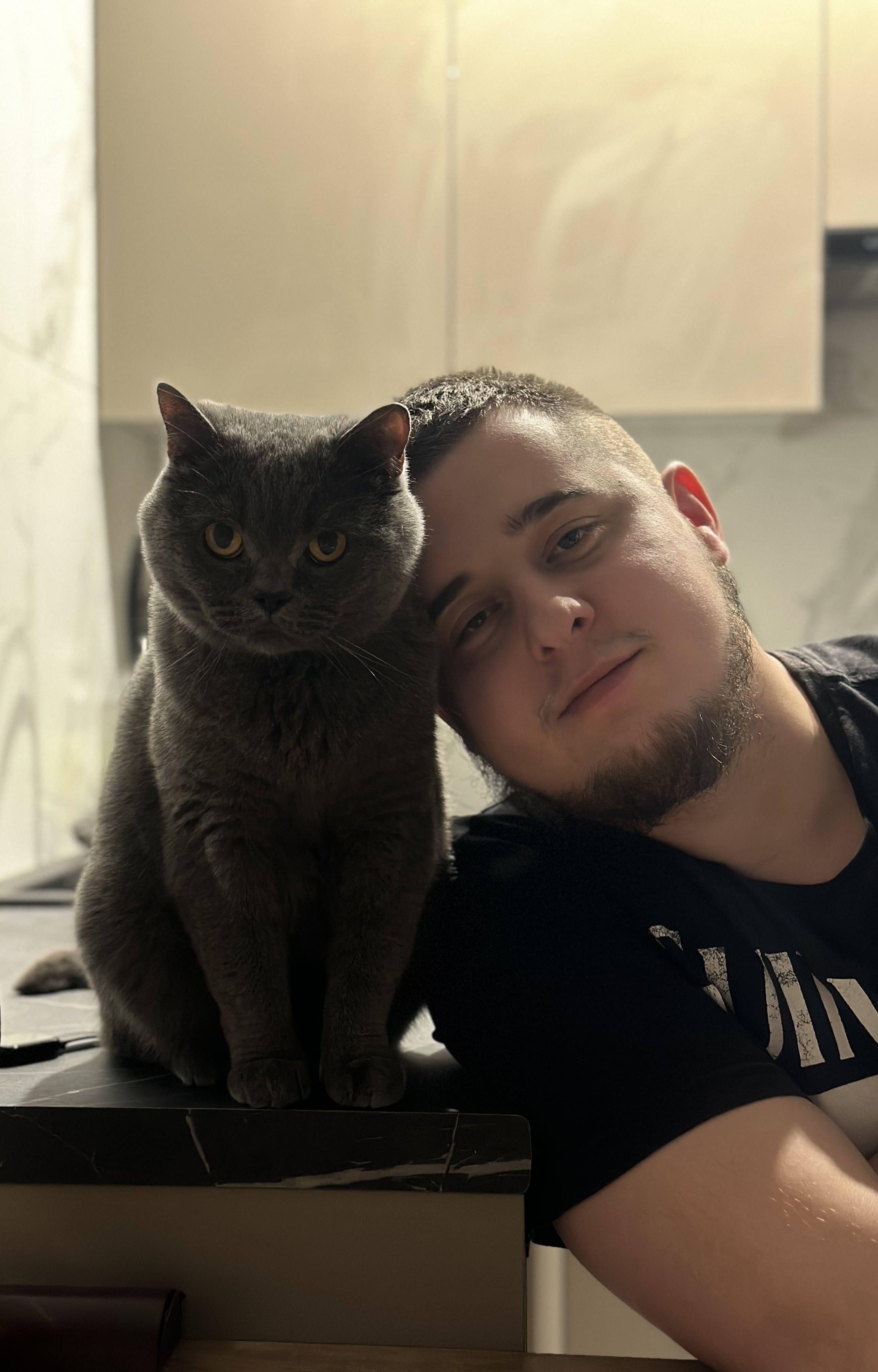 Шукаю компанію на вечір, можливо і не на один.