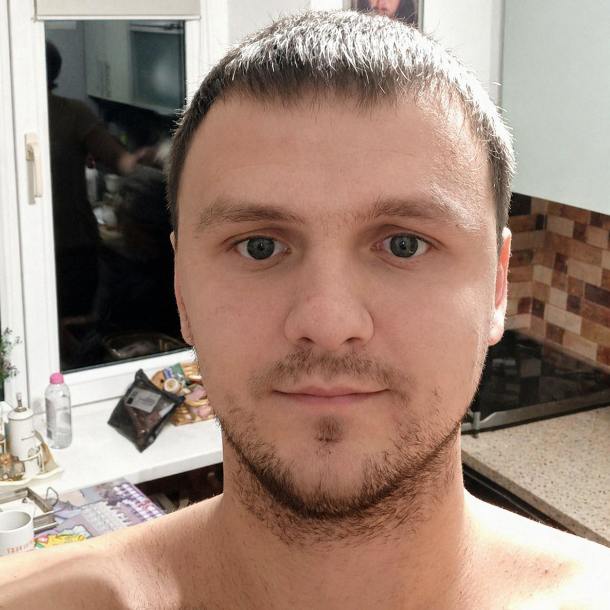 Шукаю емпатичну дівчинку для страсного емоційного сексу