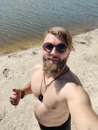 Вадим норм тіп)